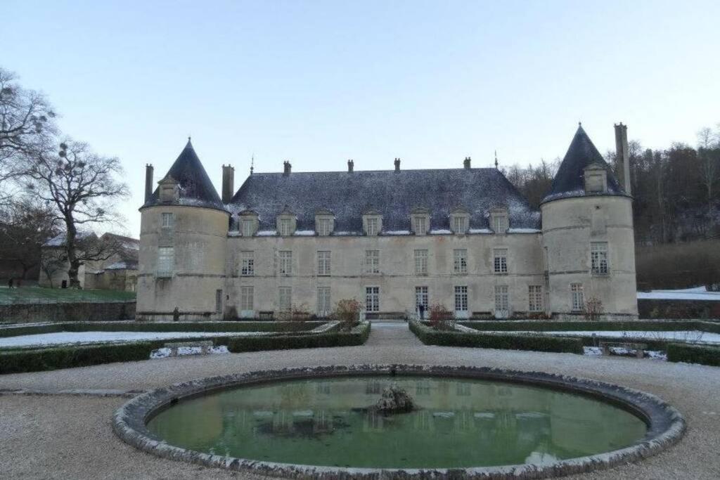 Charmante Maison Bourguignonne Avec Grand Jardin Et Parking Montbard Eksteriør billede